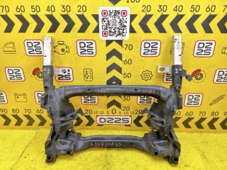 балка под двс Mercedes-Benz E-CLASS 2013-2017, A2056280057