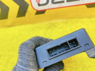 блок управления свечами накала, ориг. номер 5863, 1106906J15, NISSAN SAFARI 1993-1997