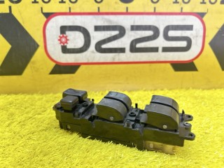 блок управления стеклоподъемниками, ориг. номер 8482022310, 5845, TOYOTA LAND CRUISER PRADO 1987-1996