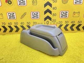 бардачок между сиденьями TOYOTA HIACE 1995-2006, левый руль, 58810-26210