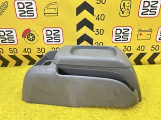бардачок между сиденьями TOYOTA HIACE 1995-2006, левый руль, 5758