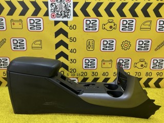 бардачок между сиденьями, ориг. номер 5890142050B2, 5760, TOYOTA RAV4 2005-2008