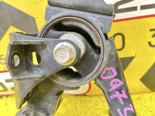 Подушка двигателя, 1237137350, Toyota Voxy III R80