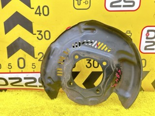 Кожух тормозного диска, 477040C030, Toyota Tundra