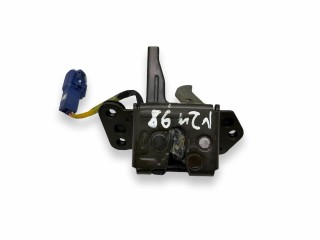 Замок багажника Toyota Yaris 2 поколение XP90 2005-2009