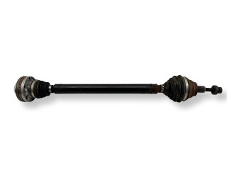 Полуось передняя правая Volkswagen Passat B6 2005-2010