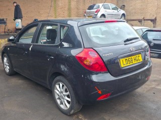 фонарь противотуманный левый, ориг. номер 92401-1H100, Kia Ceed 1 поколение 2006-2010