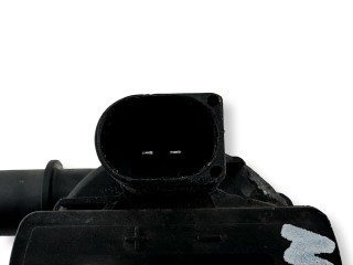 насос антифриза дополнительный, ориг. номер 144B00004R, Renault Megane 3 поколение 2008-2014