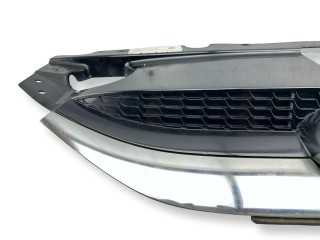 решетка радиатора, ориг. номер 863512Y000, Hyundai ix35 1 поколение 2009-2013
