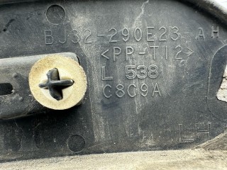 накладка колесной арки задняя левая, ориг. номер BJ32290E23AH, Land Rover Range Rover Evoque 1 поколение 2011-2015