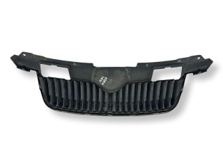 решетка радиатора, ориг. номер 5J0853668A, Skoda Fabia 2 поколение 2007-2010