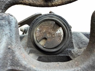 суппорт тормозной задний правый, ориг. номер 1843320, BK21-2552-BB, Ford Transit Custom 1 поколение 2012-2018