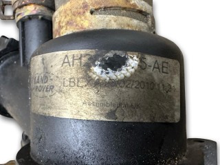 корпус термостата, ориг. номер AH228K515AA, AH22-8575-AE, Land Rover Range Rover Sport 1 поколение [рестайлинг] 2009-2013