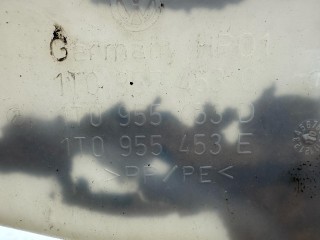бачок омывателя, ориг. номер 1T0955453C, Volkswagen Touran 1 поколение [рестайлинг] 2006-2010