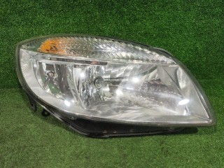 Фара галоген правая Skoda Fabia 2 поколение 2007-2010, 5J2941016