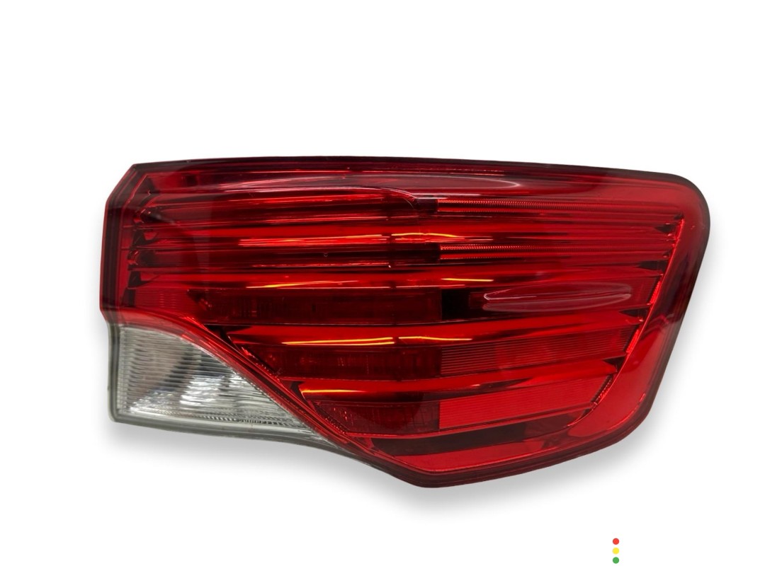 Фонарь правый Toyota Avensis 3 поколение T270 [рестайлинг] 2011-2015, 81550-05270, фото 1