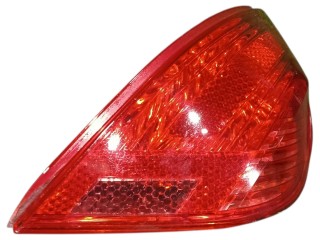 Фонарь правый Peugeot 308 1 поколение 2007-2011, 9680425880