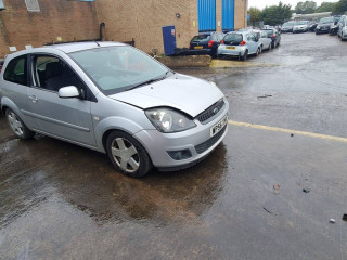 Ford Fiesta 5 поколение [рестайлинг] 2007г. 1.4 л., FXJA - фото №3