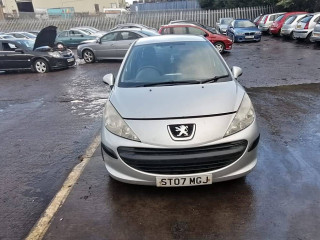 Peugeot 207 1 поколение 2007г. 1.4 л., 8HZ (DV4TD) - фото №1