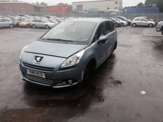 Peugeot 5008 1 поколение 2011г. 1.6 л., 9HR (DV6C) - фото №2