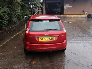 Ford Fiesta 5 поколение [рестайлинг] 2006г. 1.4 л., FXJA - фото №8