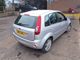 Ford Fiesta 5 поколение [рестайлинг] 2008г. 1.4 л., FXJA - фото №7