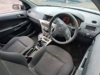 Opel Astra Family/H [рестайлинг] 2008г. 1.7 л., Z 17 DTH - фото №9