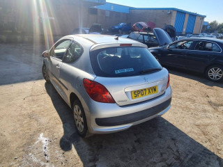 Peugeot 207 1 поколение 2007г. 1.4 л., KFU (ET3J4) - фото №6