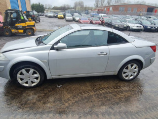 Renault Megane 2 поколение [рестайлинг] 2008г. 1.6 л., K4M 812 - фото №4