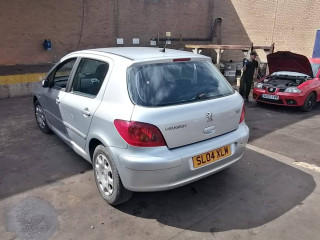 Peugeot 307 1 поколение 2004г. 1.4 л., KFU (ET3J4) - фото №6