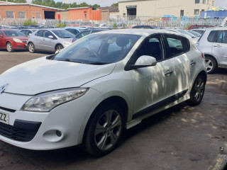 Renault Megane 3 поколение 2009г. 1.6 л., K4M 858 - фото №2
