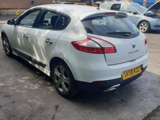 Renault Megane 3 поколение 2009г. 1.6 л., K4M 858 - фото №6