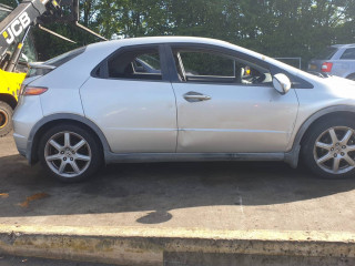 Honda Civic 8 поколение 2006г. 1.8 л., R18A2 - фото №5