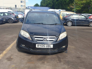 Honda FR-V 1 поколение 2005г. 2.2 л., N22A1 - фото №1