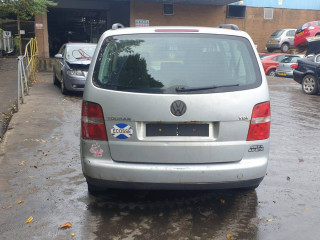 Volkswagen Touran 1 поколение 2005г. 1.9 л., BKC - фото №8