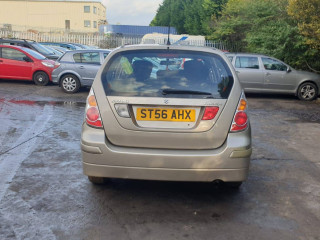 Suzuki Liana 1 поколение [рестайлинг] 2006г. 1.6 л., M16A - фото №8