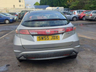 Honda Civic 8 поколение 2006г. 1.4 л., L13A7 - фото №8