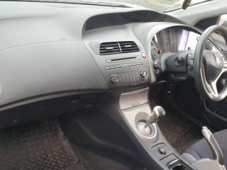 Honda Civic 8 поколение 2006г. 1.4 л., L13A7 - фото №9