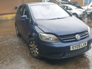 Volkswagen Golf Plus 1 поколение 2009г. 1.9 л., BXE - фото №3