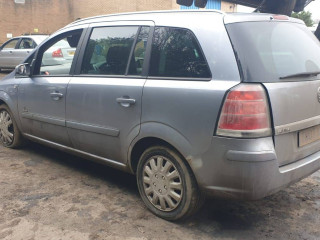 Opel Zafira B 2007г. 1.9 л., Z 19 DT - фото №6
