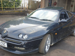 Alfa Romeo GTV 1 поколение 1998г. 2.0 л., AR 32310 - фото №2