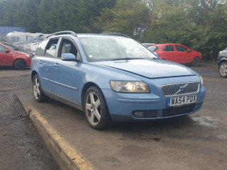 Volvo V50 1 поколение 2004г. 2.0 л., D 4204 T - фото №3