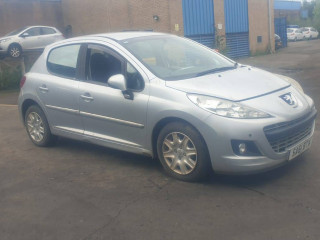 Peugeot 207 1 поколение [рестайлинг] 2011г. 1.4 л. - фото №3