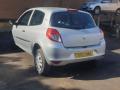 Renault Clio 3 поколение [рестайлинг] 2011г. 1.2 л., D4F 742 - фото №6