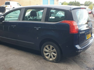 Peugeot 5008 1 поколение 2010г. 1.6 л., 9HZ (DV6TED4) - фото №6