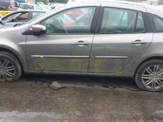 Renault Clio 3 поколение [рестайлинг] 2012г. 1.5 л., K9K 770 - фото №4