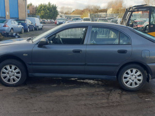 Mitsubishi Carisma 1 поколение [рестайлинг] 2003г. 1.9 л., F9Q1 - фото №4