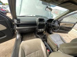 Honda CR-V 2 поколение [рестайлинг] 2005г. 2.2 л., N22A2 - фото №9