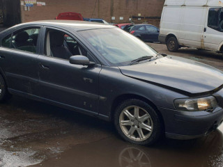 Volvo S60 1 поколение 2004г. 2.0 л., B 5204 T5 - фото №3