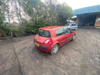 Renault Megane 2 поколение 2005г. 1.6 л., K4M 760 - фото №7